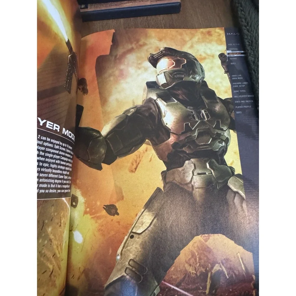 HALO 2: The Official Strategy Guide, Microsoft XBOX 2004
